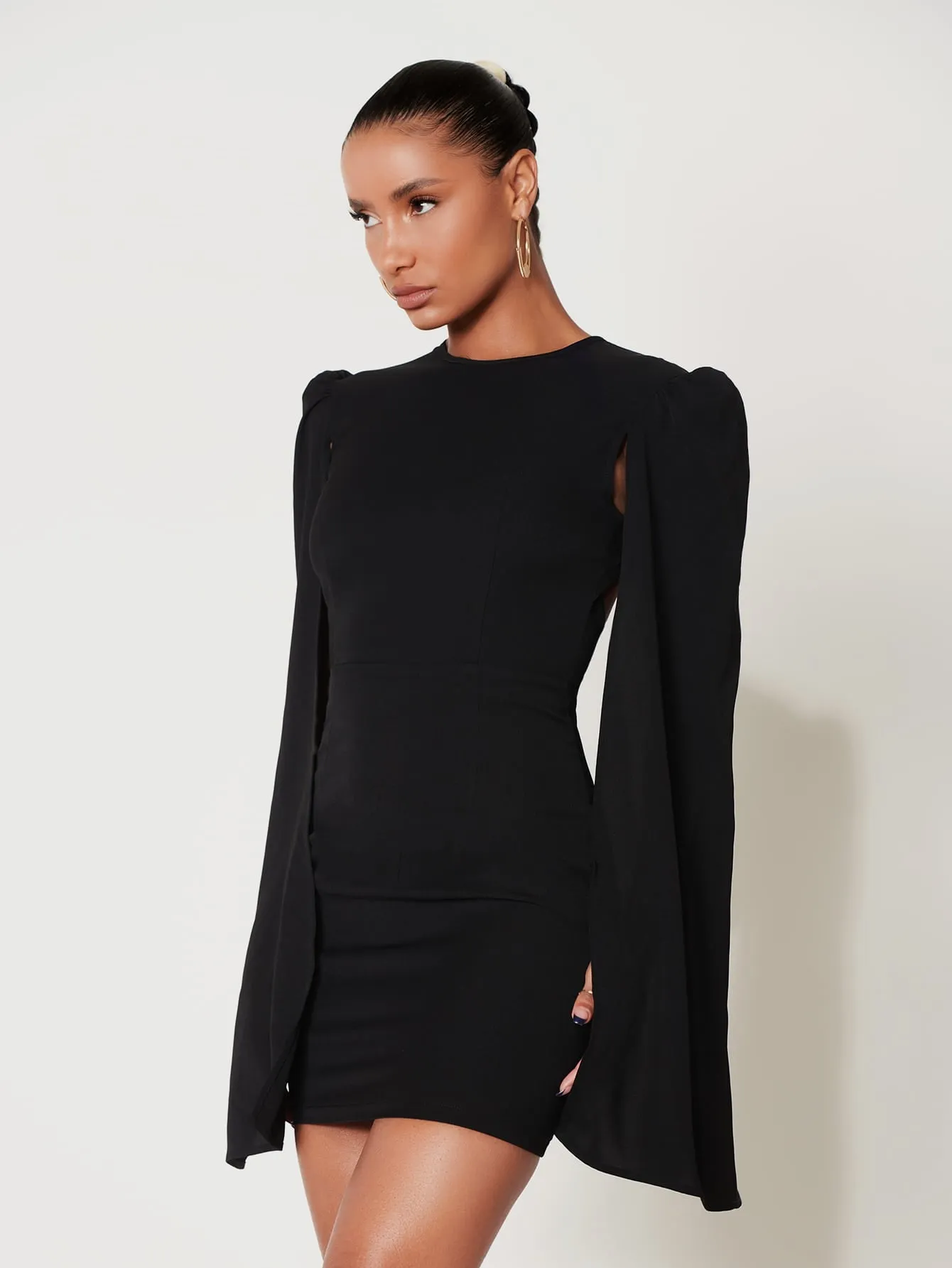 Cloak Sleeve Open Back O ring Zip Up Dress