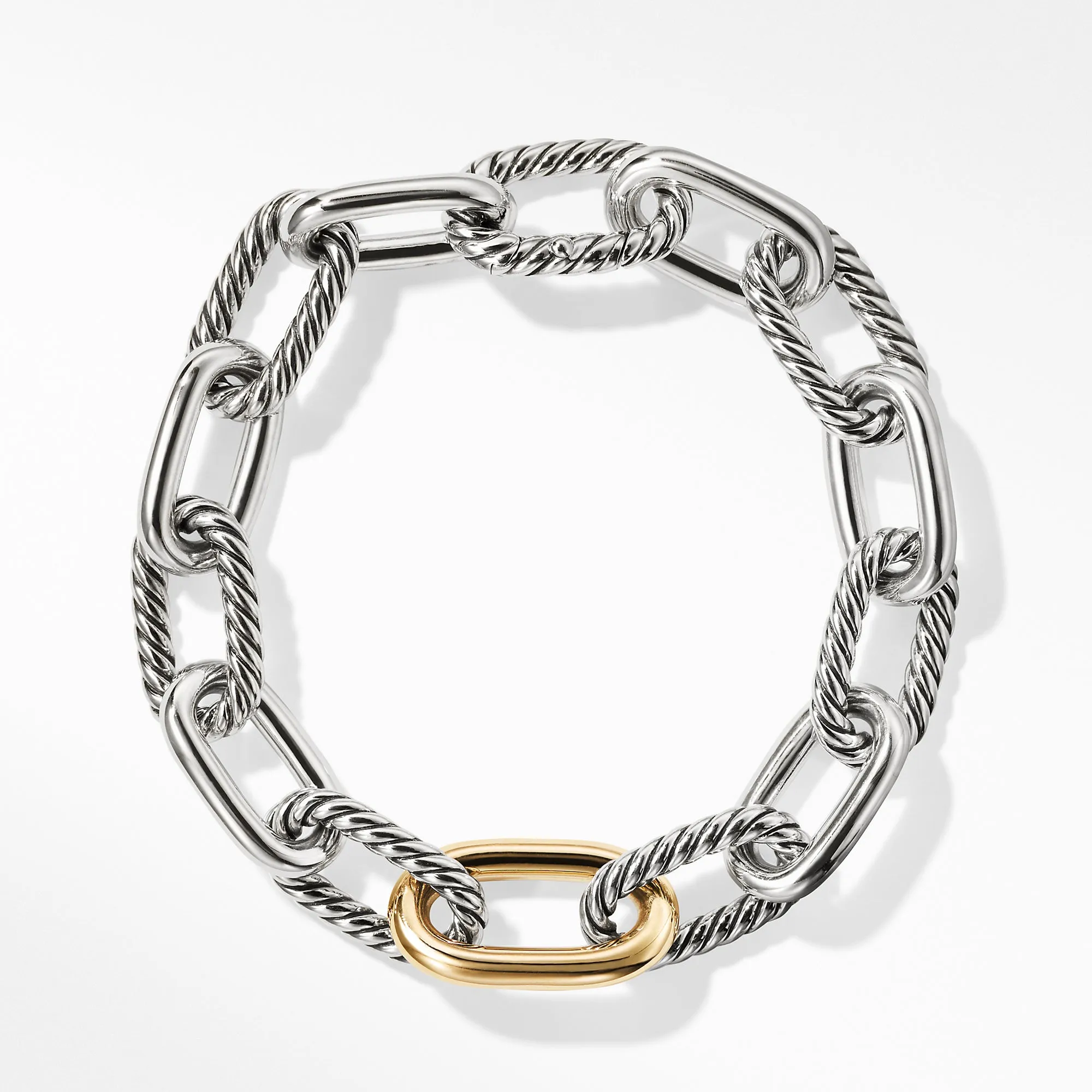 DY Madison Medium Bracelet with 18K Gold, 11mm