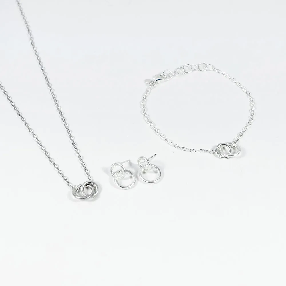 Silver Interlocking Circle Gift Set