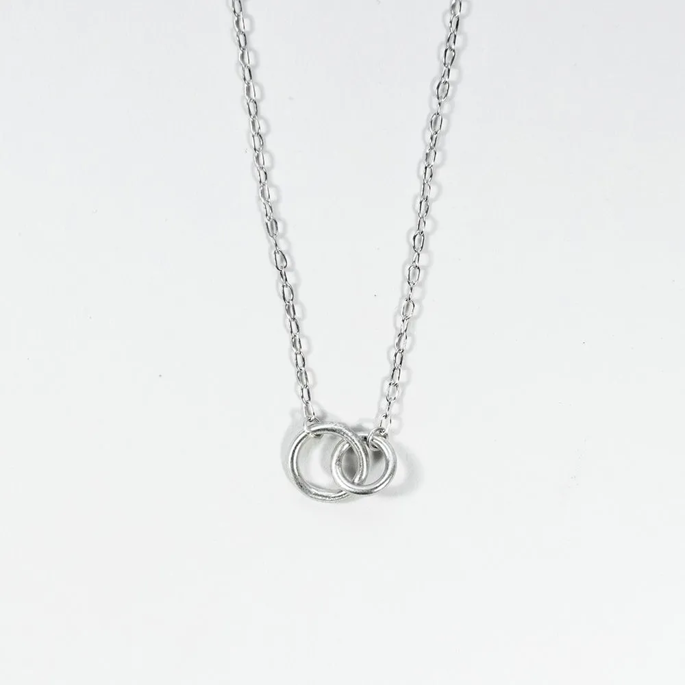 Silver Interlocking Circle Gift Set