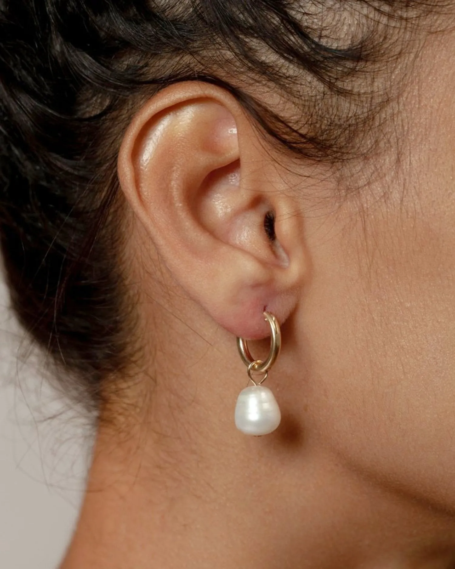 Small Pearl Hoops – Gold Plated