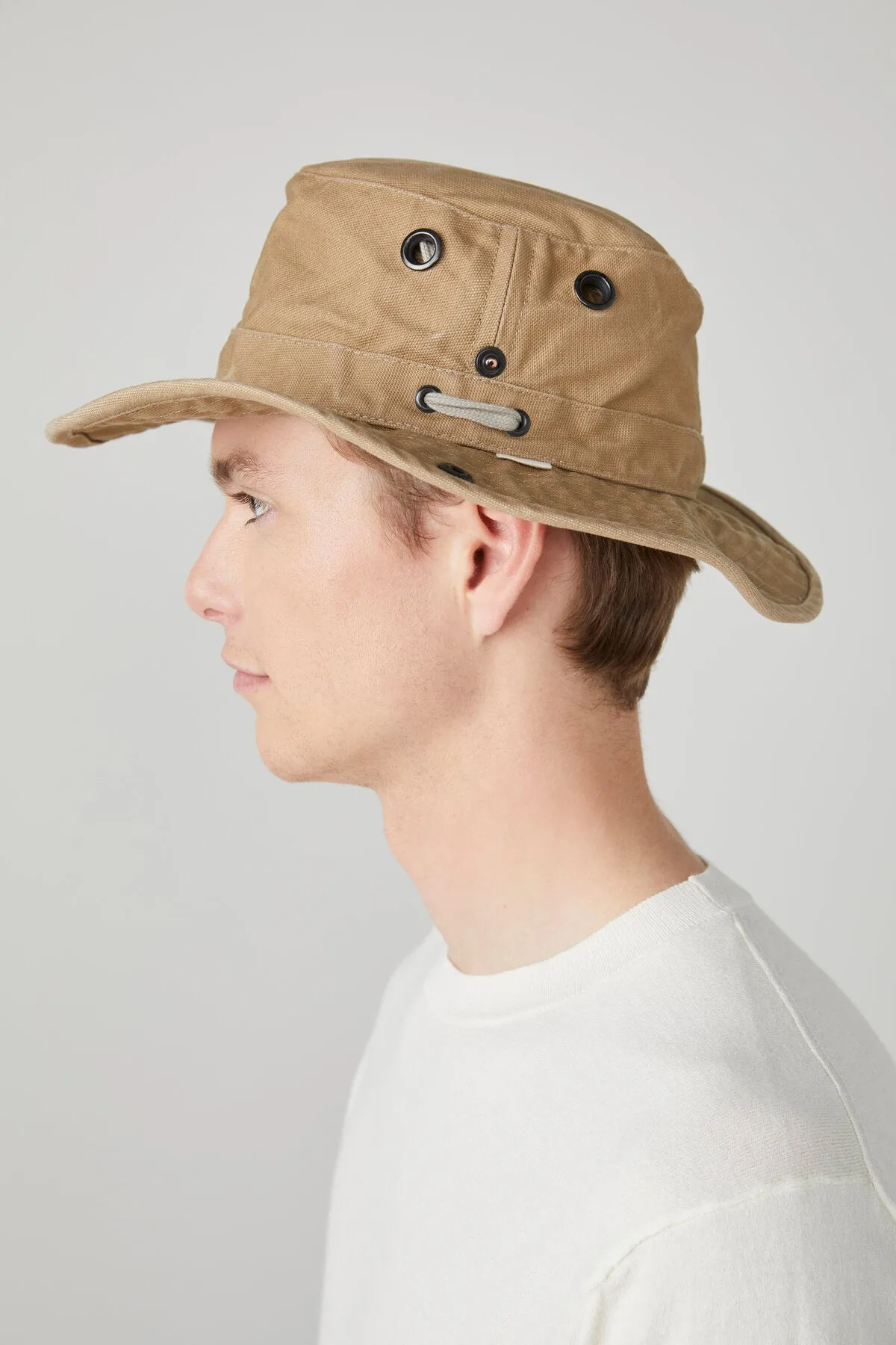 T3 Vintage Wanderer Hat