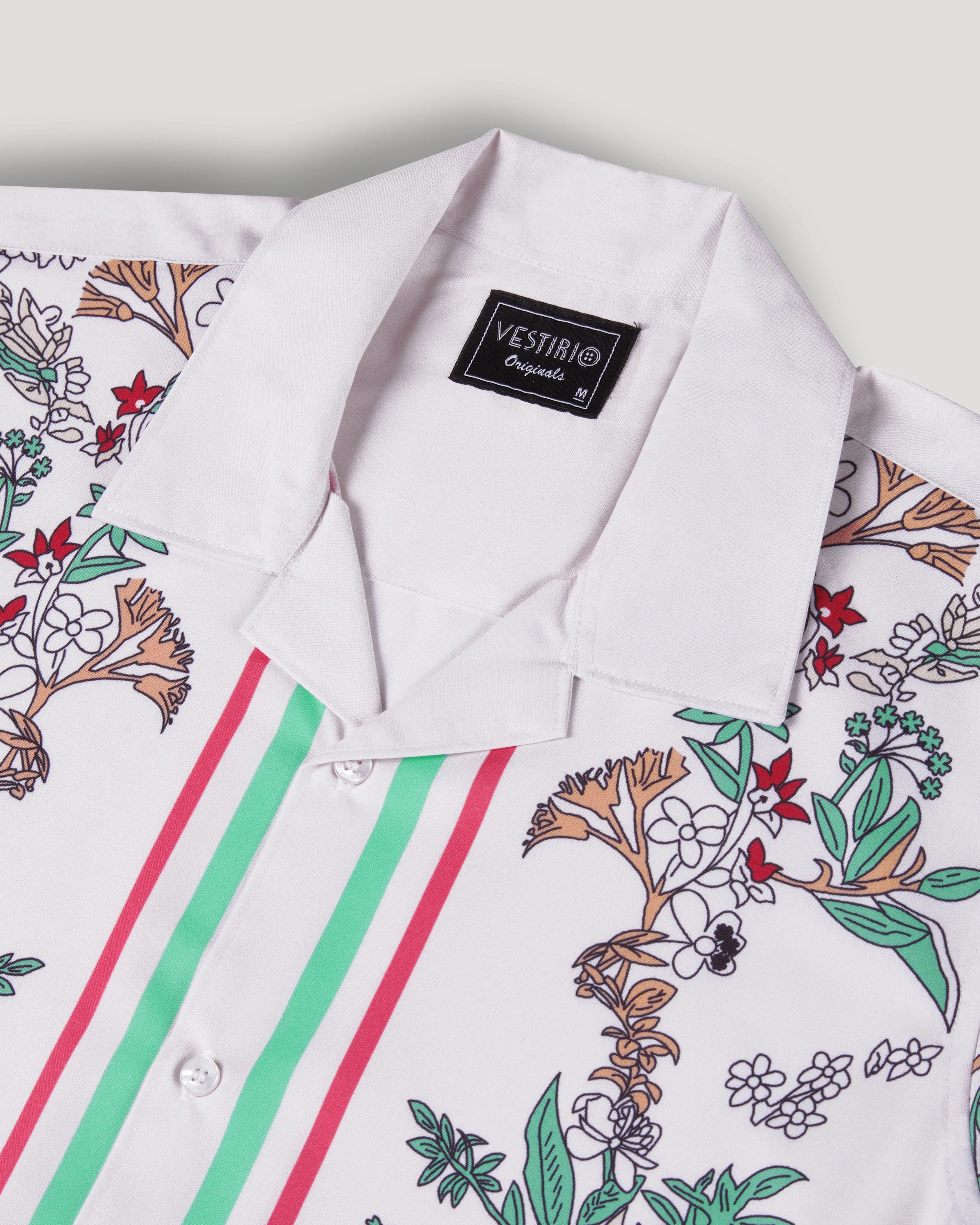 White flower border printed half sleeve shirt